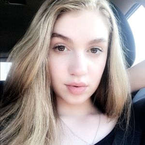 Meet your Posher, Toni